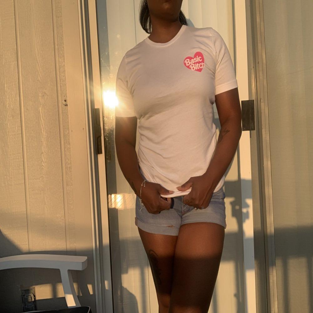 Basic b Women - Apparel - Shirts - T-Shirts Sagnom Fashion